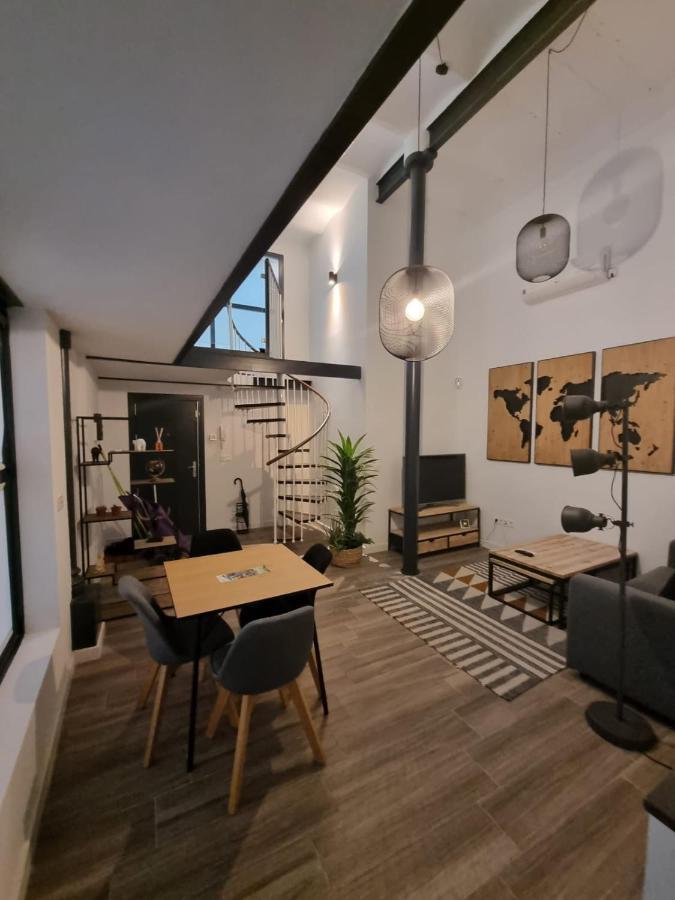 セビリアDuplex Moderno En Alamedaアパートメント エクステリア 写真